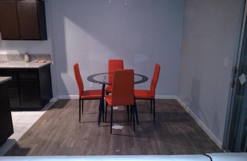 Paradise House | luxury townhouse near the strip - very modern