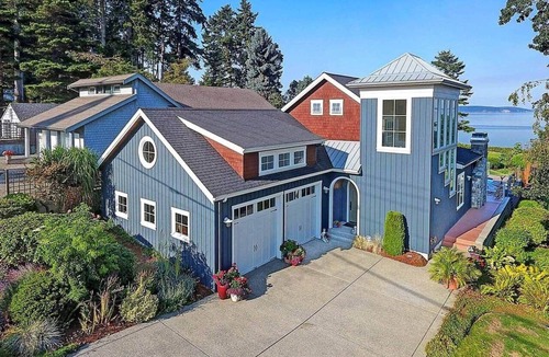 Camano Island House | Luxury Waterfront: Pool, Beach & Theater