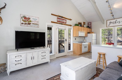 Flagstaff Cottage | Magdalena Cottage on 1/2 acre