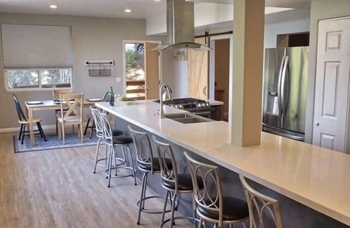 Arrowhead Villas House | Majestic Lake View | Open | Nature | Treetop Life
