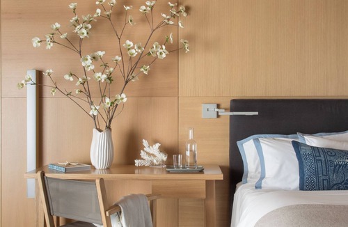 Eastern Malibu Hotel | Malibu Beach Inn