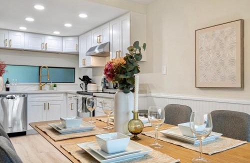 Bridle Trails House | #Marbella Lane - Luxury Townhome 14 Min to Lumen