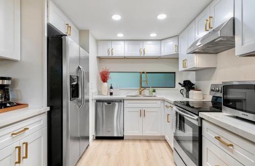 Bridle Trails House | #Marbella Lane - Luxury Townhome 14 Min to Lumen