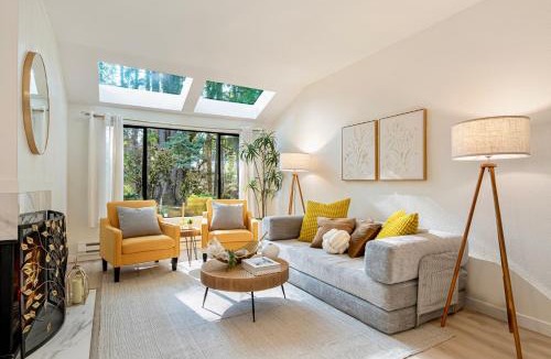 Bridle Trails House | #Marbella Lane - Luxury Townhome 14 Min to Lumen