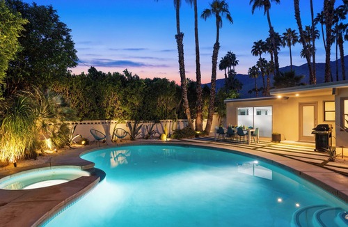 Deep Well Ranch House | Marcia! Marcia! Marcia! – Mid-Mod PS Retreat