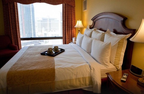 Las Vegas Hotel | Marriott's Grand Chateau One Bedroom Suite with kitchen Sleeps 4-Las Vegas