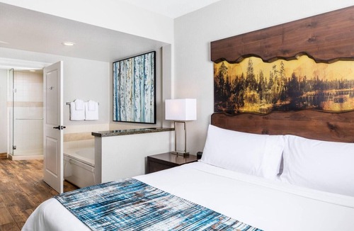Lakeside Park Resort | Marriott Timber Lodge 1 Bedroom Unit Sleeps 4