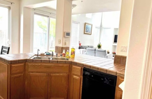 Salinas House | Marvelous 3-bedroom house in Salinas perfect for your getaway