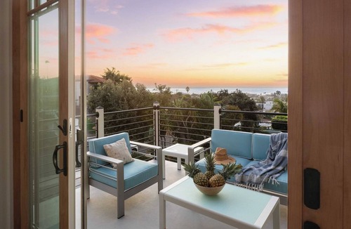 Ocean Beach House | Maven by Avantstay 5 Minutes to the Beach! Ocean Views & Spacious Design