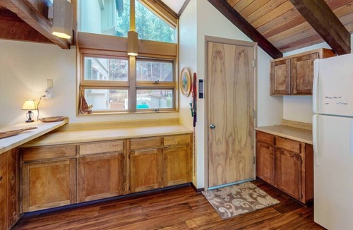 Joseph House | Meadowlark with beautiful Wallowa Lake views