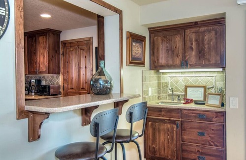 Sunriver House | Meadows Retreat with Access to The Cove