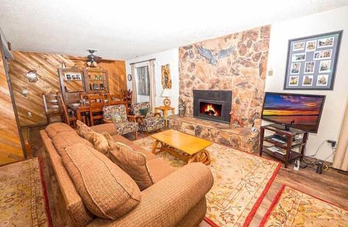 Al Tahoe House | Merced Avenue Holiday home