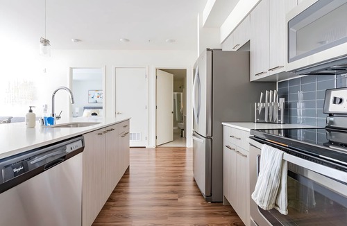 Mercer Island Apartment | Mercer Isl 2BR #1| Ideal 4 Business Travel