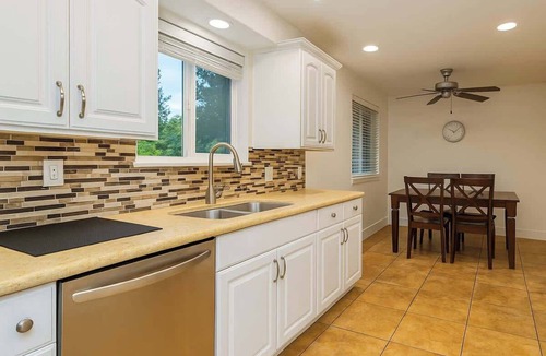 Mercer Island House | MercerIsland，argeyard,grill,fire pit