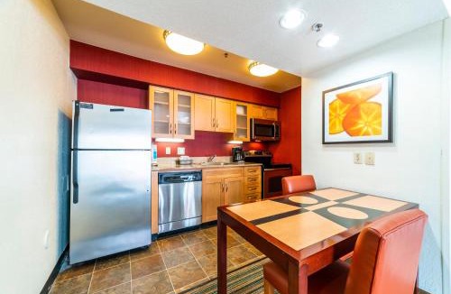 North Mountain Apartment | Metro Phoenix Extended Stay - Queen Studio