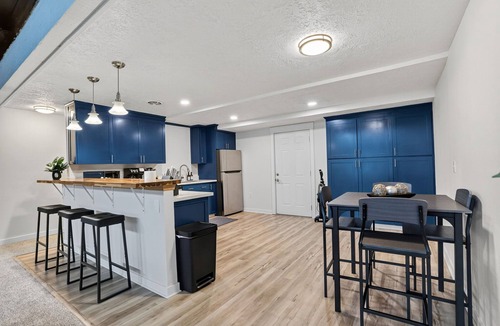 West Haven-Sylvan House | Mid-Century Escape, Near Forest Park