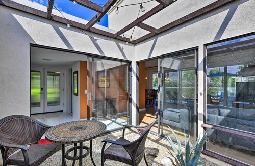 Sunrise Villas House | Mid-Century Mod Palm Springs Home w/ Patio!