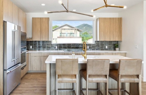 Midway House | Midway, Utah, Modern Mountain Retreat - Ameyalli