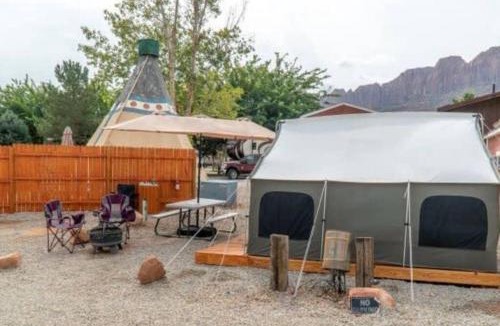 Moab South Valley House | Moab RV Resort Glamping Setup Tent in RV Park #4 OK-T4