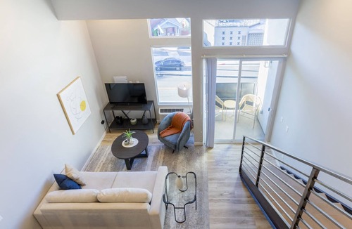 Old Southwest Apartment | Modern Apartment in Prime Location (ID9653X86)