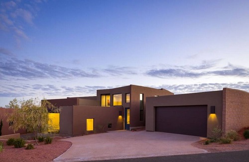 Ivins Condo | Modern Desert Dwelling W/Garage