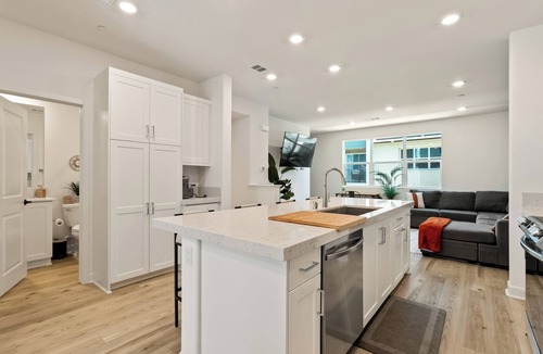 Chula Vista House | Modern Family Townhome: 4BR/44BA Pool & EV Charger