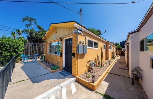South Park House | Modern Gem | Close to Downtown