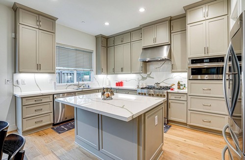 Pleasant Hill House | Modern Getaway w/Patio & Yard in Pleasant Hill!
