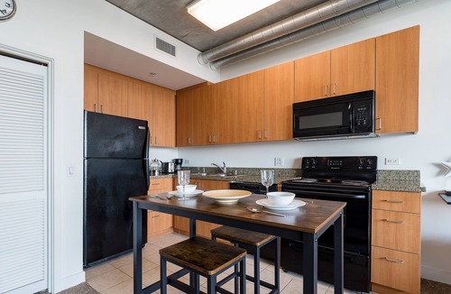 East Village Apartment | Modern High-rise Studio near Gaslamp in San Diego