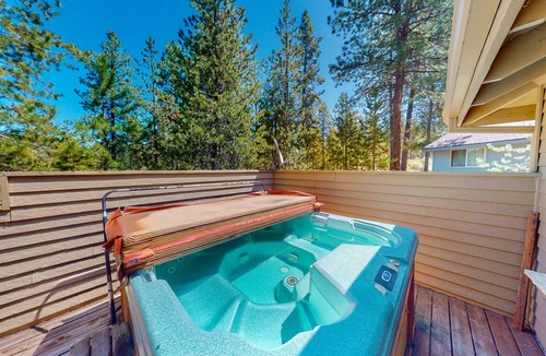 Deer Park House | Modern home with private hot tub, shared tennis court, and SHARC passes