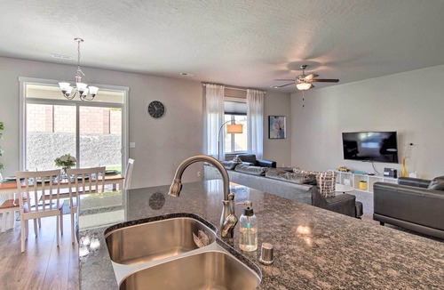 Kennewick House | Modern Kennewick Home Near Golfing & Wineries