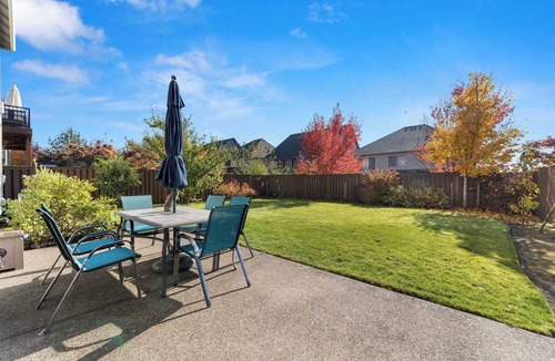Bethany House | Modern Luxury Stay in Bethany – 5BR Home with Office & Spacious Backyard #42237