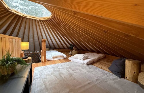 Carson Cabin | Modern Luxury Yurt with Firepit Table & Skylit Dome near Carson, Washington