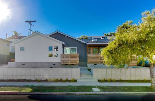 Olde Solana Beach House | Modern Meets Vintage At Fletcher Cove. Del Mar Racetrack Or Beach Getaway.