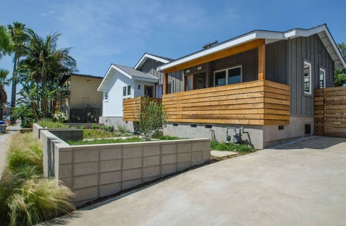 Olde Solana Beach House | Modern Meets Vintage At Fletcher Cove. Del Mar Racetrack Or Beach Getaway.