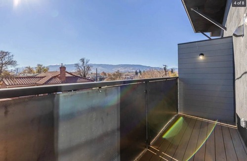 Old Southwest House | Modern Midtown Oasis: Mountain Views & Walkable Vibes