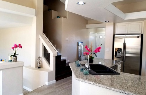 Silverado Ranch House | Modern oasis in Las Vegas