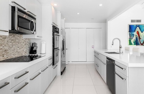 Indian Canyon House | Modern Palm Springs Golf Course Property, 3 bedrooms,sleeps 6,pool/jacuzzi