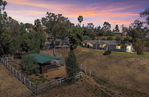 Fallbrook House | Modern Ranch Home Near Temecula Wine Country
