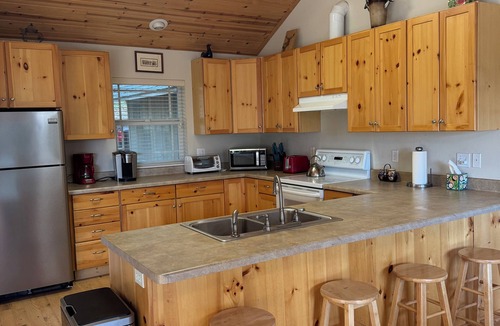 Long Barn Cabin | Modern-Rustic Cabin in Cold Springs . A Perfect Getaway