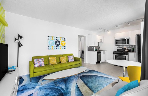 Sonora Sunrise Apartment | Modern So. Palm Springs 1-bd 29+day Corp rental