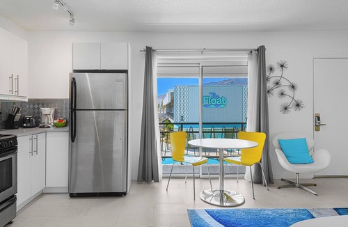Sonora Sunrise Apartment | Modern So. Palm Springs 1-bd 29+day Corp rental