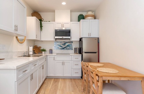 University City Apartment | Modern Studio for 2 Near La Jolla, UCSD & More!