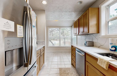Shorepine Village House | Modern two story dog friendly home located close to beaches and trails