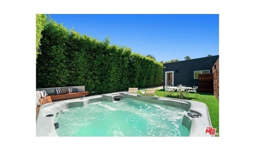 Melrose House | Modern West Hollywood Bungalow | 2 Bedroom | 2 Bath | Private Hot Tub & Fire-pit