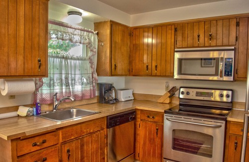 Bayshore House | Moffett House - Bayshore