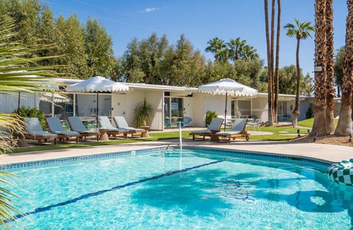 Desert Park Estates House | Monkey Tree Hotel 9 in Palm Springs