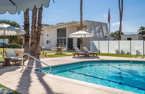Desert Park Estates House | Monkey Tree Hotel 14