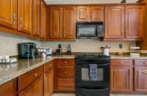 Gibson Springs House | Montagna Star - 3BR Private Pool House with Den