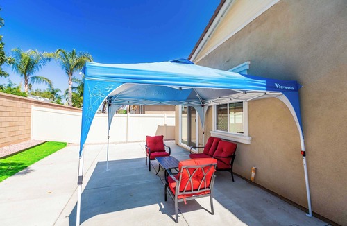 Moreno Valley House | Moreno Valley 3BR Retreat｜Modern Coastal Design｜Private Patio Included #41378